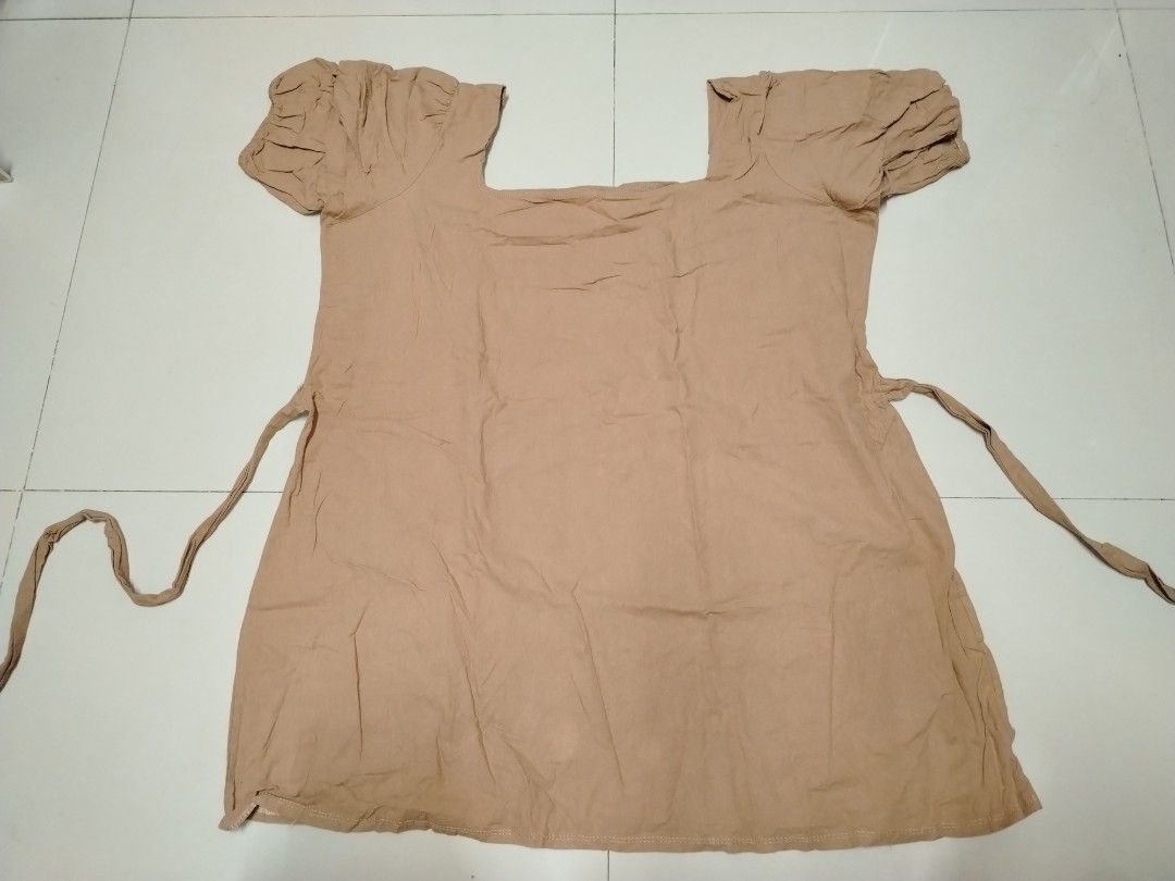 (plus size) mini dress square neck brown (Category: Dresses) located in Quezon City. Submitted by mistyforestph (Listing ID 1462349908, Image 2). Description: - no issues - size: length 33", width 23" meetup: novaliches bayan shipping: j&t or lalamove mop: gcash or bank transfer (strictly no COD).