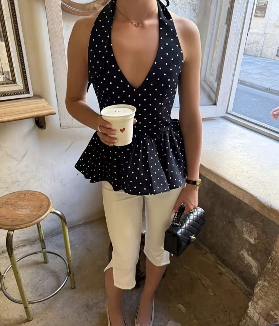 Polka halter top (Category: Sleeveless) located in Manila. Submitted by chunlimuffin_0408 (Listing ID 1462432249, Image 2). Description: L to XL.