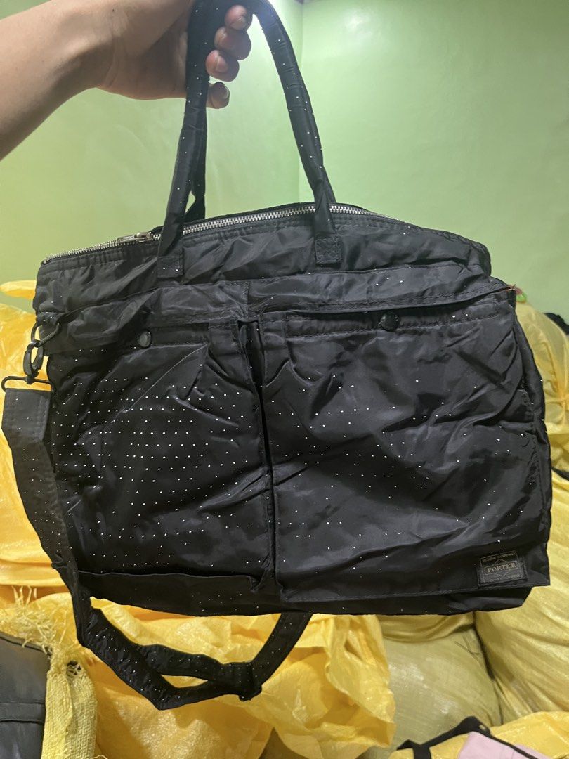 Porter (Category: Shoulder Bags) located in Cagayan de Oro. Submitted by david_thrift (Listing ID 1462425791, Image 1). Description: .