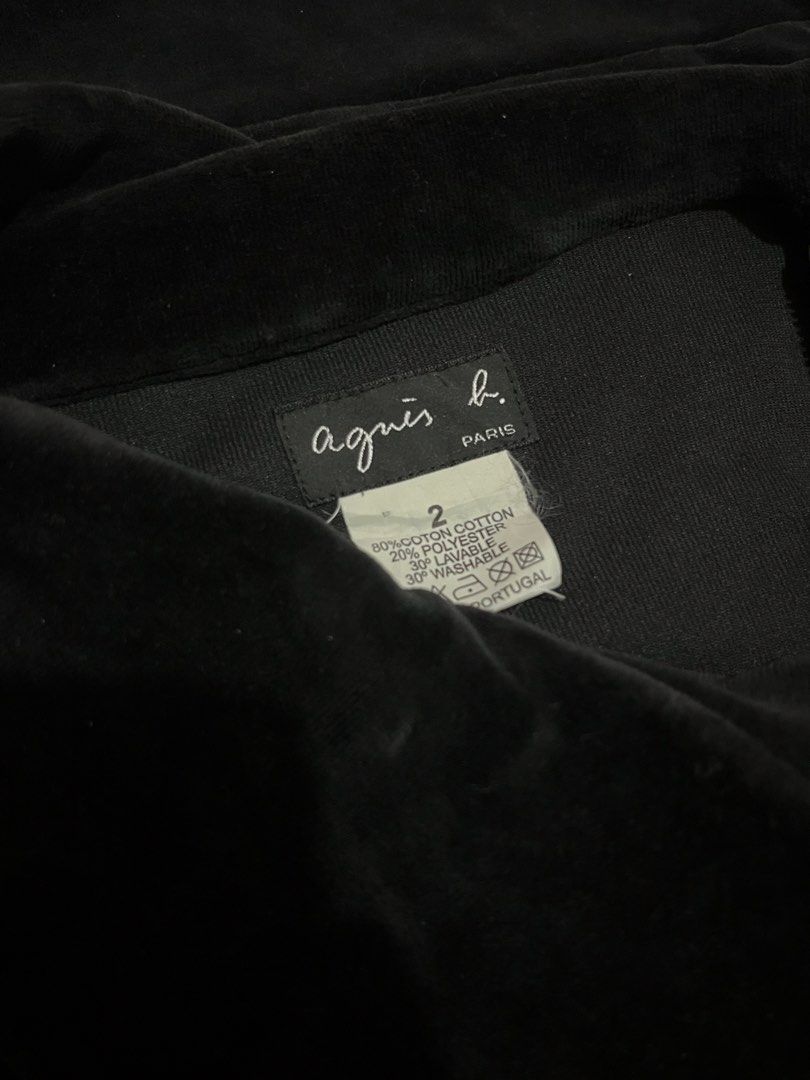 Vintage agnes b. velvet/velour jacket (Category: Coats, Jackets and Outerwear) located in Manila. Submitted by ljpgdn (Listing ID 1462419159, Image 2). Description: Dm me for more deets :).