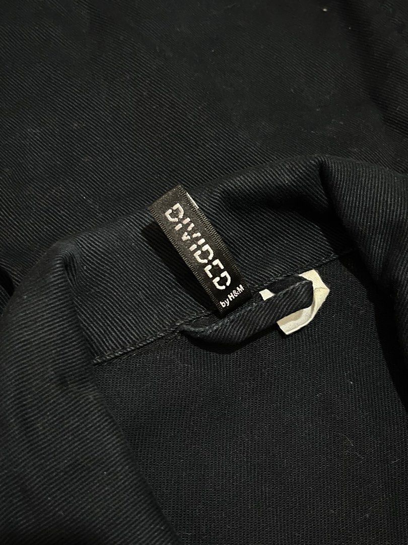 H&M Divided black double/breasted peacoat (Category: Coats, Jackets and Outerwear) located in Manila. Submitted by ljpgdn (Listing ID 1462419639, Image 2). Description: Dm me for more deets :).