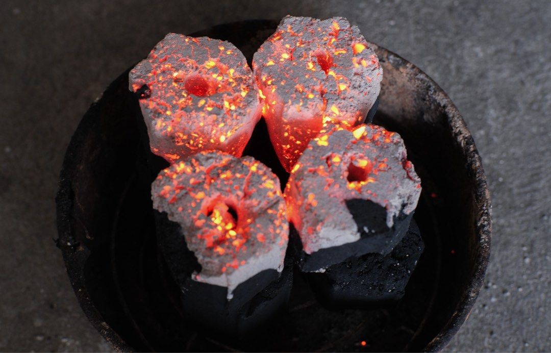Premium Coconut Charcoal Briquettes for Grilling (Category: BBQ, Grills & Hotpots) located in Quezon City. Submitted by mjloleng (Listing ID 1462273063, Image 2). Description: Looking for ways to cut fuel costs? Try Ecobriqs Charcoal today! Our premium briquettes are made with zero trees cut, 3x longer burn, and completely smokeless. 🔥 Our packaging is piled in 20kg sack arranged in layers and stack making it sturdy, ensuring it will arrived at 
