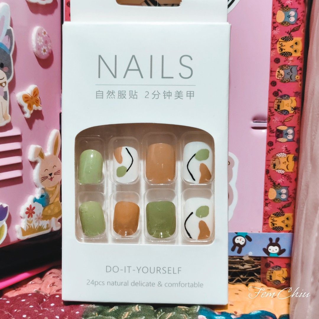 Press On Nails set (Category: Hands & Nails) located in Pateros City. Submitted by soshifem (Listing ID 1462427653, Image 3). Description: 50 EACH all nails never used with free glue stickers.