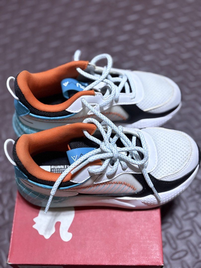 Puma Shoes for Kids (Category: Babies & Kids Fashion) located in Binan City. Submitted by de.clutterbyM (Listing ID 1462401049, Image 1). Description: 1. Puma Running Shoes (Unisex) Size: 18.5cm Bought in Indonesia (no box) NEVER USED 2. Puma Courtflex Suede Size: 18cm Bought in Japan (with box) WELL USED (no time to clean) RFS: Outgrown.