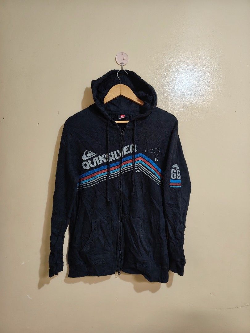 Quicksilver jacket (Category: Coats, Jackets and Outerwear) located in San Jose. Submitted by mickogapas67563 (Listing ID 1462273462, Image 1). Description: Quicksilver jacket Excellent condition No issue.