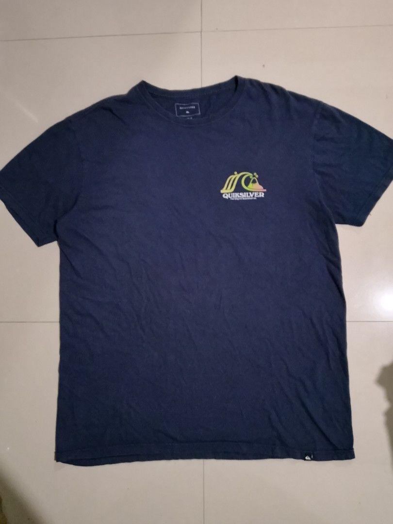 QUIKSILVER SHIRT (Category: Tshirts & Polo Shirts ) located in Cavite. Submitted by jftxthrift (Listing ID 1462366714, Image 1). Description: 23x29.5.