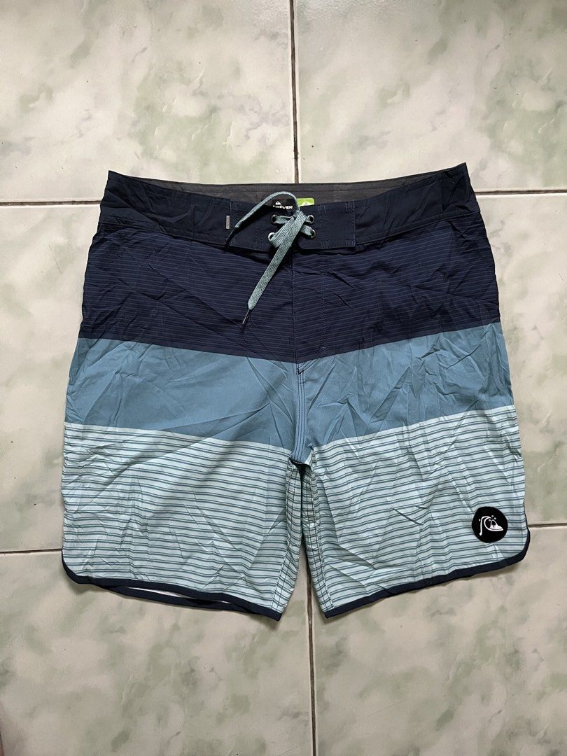 Quiksilver Surfsilf Tijuana Boardshort (Category: Swim Trunks & Board Shorts) located in Irosin. Submitted by cm_fastdeals (Listing ID 1462434279, Image 1). Description: Like new to brand new condition Waist:32-34 Length:18 No issue.