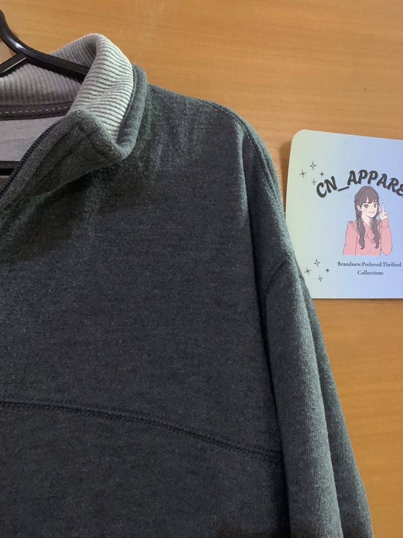 Qzip oversize sweater (Category: Coats, Jackets and Outerwear) located in Malabon City. Submitted by Cn_apparel (Listing ID 1462313344, Image 2). Description: L-xxl.