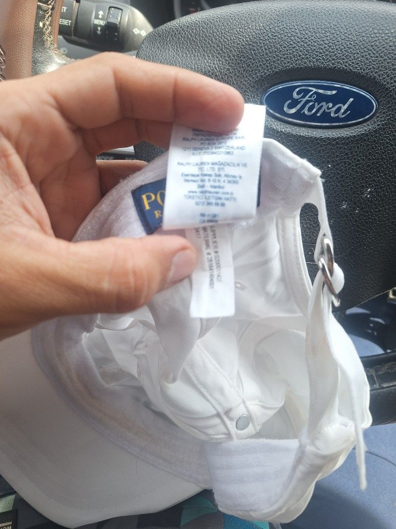 RAlph lauren (Category: Coats, Jackets and Outerwear) located in General Santos City (Dadiangas). Submitted by Abu_israfeel_arisha_shareen (Listing ID 1462301988, Image 3). Description: .