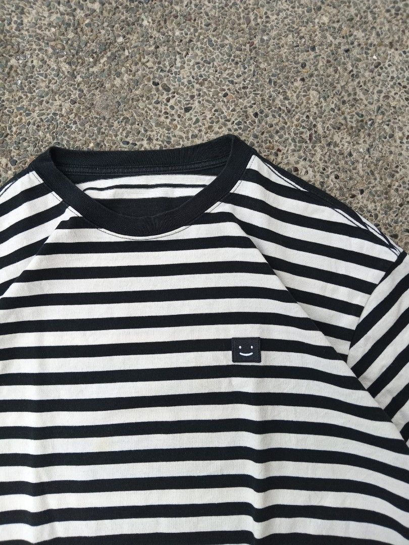 Random stripe shirt (Category: Tshirts & Polo Shirts ) located in Cagayan de Oro. Submitted by thriftolootss (Listing ID 1462400895, Image 2). Description: size large.