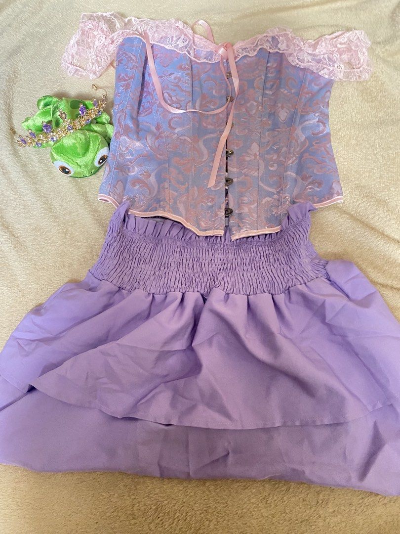Rapunzel Costume Set (Category: Sets or Coordinates) located in Mabalacat. Submitted by zyphil (Listing ID 1462298907, Image 3). Description: ୨୧ Rapunzel Costume Set ୨୧ ♡ Corset & Skirt — fits Small to Medium ♡ Crown ♡ Pascal magnetic stuffed toy Only used once for a photoshoot. Complete set and in good condition. ⌕ **meet-up:** Mabalacat, Pampanga — weekends only ⌕ **shipping:** Lalamove / J&T, buyer’s expense ₊˚⊹ **₱1,499 dm if interested ♡ .