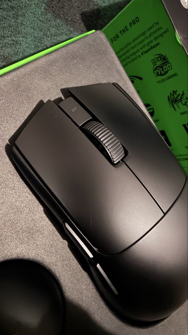 Razer Viper V4 Pro Mouse (Category: Mouse & Mousepads) located in Pasig City. Submitted by jugyy (Listing ID 1462385760, Image 3). Description: Razer Viper V4 Pro - No major issues affecting performance (minimal shines) - Bought from Razer Sh0pee Official Store last March 30, 2026 - Used until July 23, 2026 (Used for almost 4 months) - Meetups only (Around Cainta, Ortigas, BGC, Makati) - Bank transfer or Cash - RFS: Prefer Ergonomic Shape.