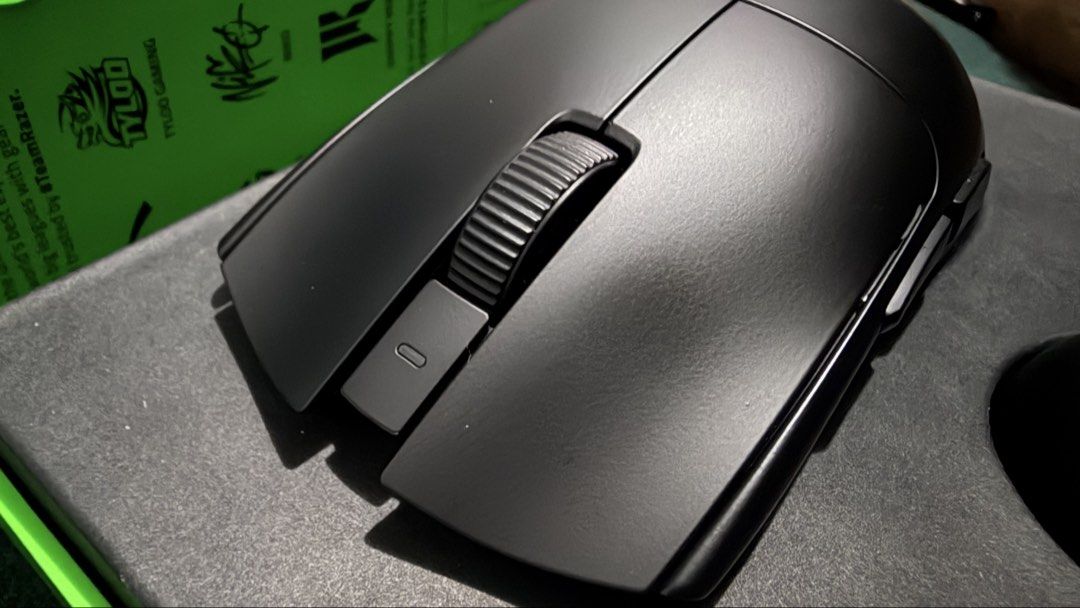 Razer Viper V4 Pro Mouse (Category: Mouse & Mousepads) located in Pasig City. Submitted by jugyy (Listing ID 1462385760, Image 2). Description: Razer Viper V4 Pro - No major issues affecting performance (minimal shines) - Bought from Razer Sh0pee Official Store last March 30, 2026 - Used until July 23, 2026 (Used for almost 4 months) - Meetups only (Around Cainta, Ortigas, BGC, Makati) - Bank transfer or Cash - RFS: Prefer Ergonomic Shape.