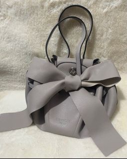 （分類：）位於 。 由 jane_110 提交（商品編號 1462429777，圖片 1）。簡介： 。