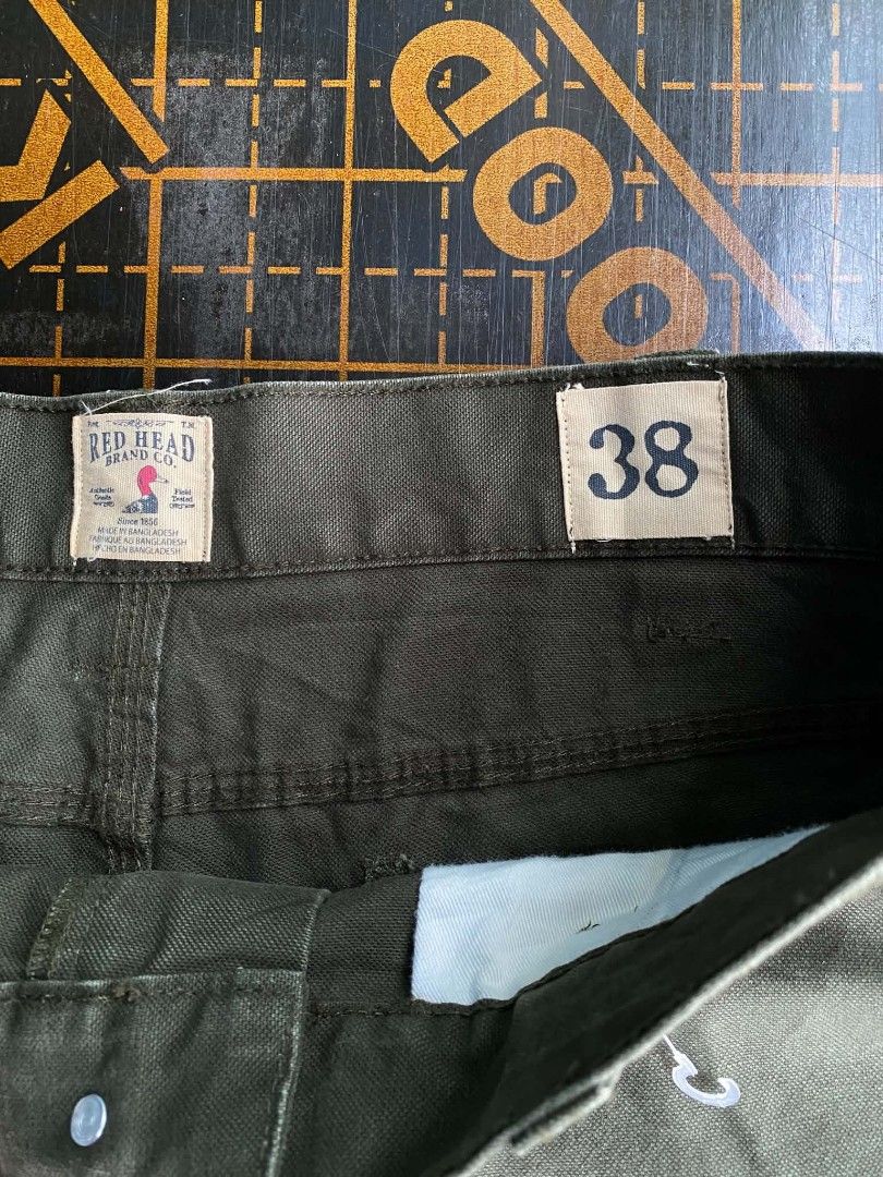 Red Head Brand Co. Cargo Shorts Size 38 (Category: Shorts) located in Manila. Submitted by raymondrob54698 (Listing ID 1462279199, Image 3). Description: - Brand: Red Head Brand Co. - Color: Olive Green - Size: 38 - Style: Cargo Shorts - Features: Plenty of pockets for storage, durable material - Closure: Button and zip - Ideal for: Casual wear, outdoor activities.