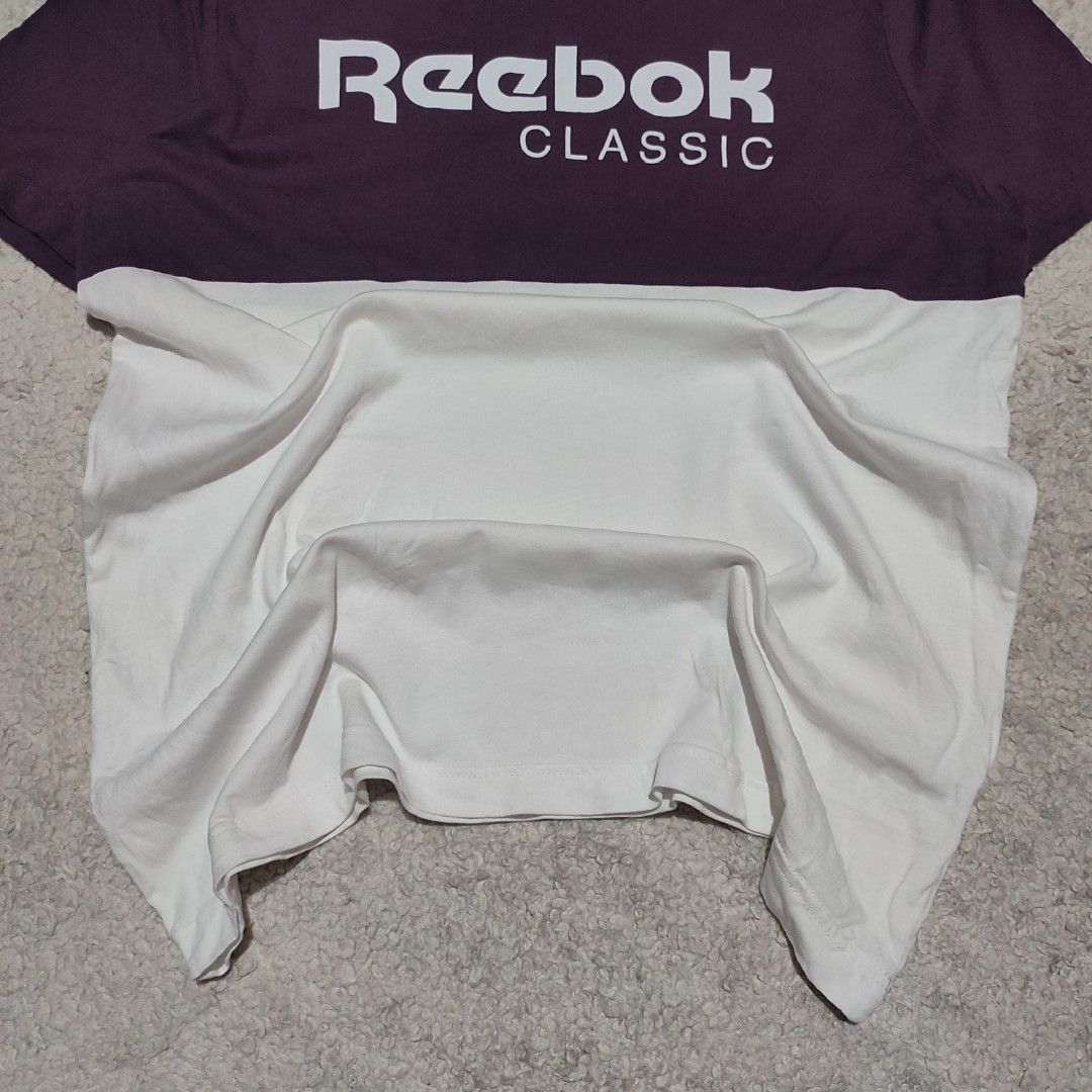 Reebok Classic Colorblock T-Shirt (Category: Tshirts & Polo Shirts ) located in Manila. Submitted by anthonyg01 (Listing ID 1462352709, Image 3). Description: Length: 31.5 inches Width: 21.5 inches Price: 300 pesos Condition: 9.7/10 Issues: 4th photo PM if interested or for inquiries Meetups within MANILA only Can do shipping at buyers expense.