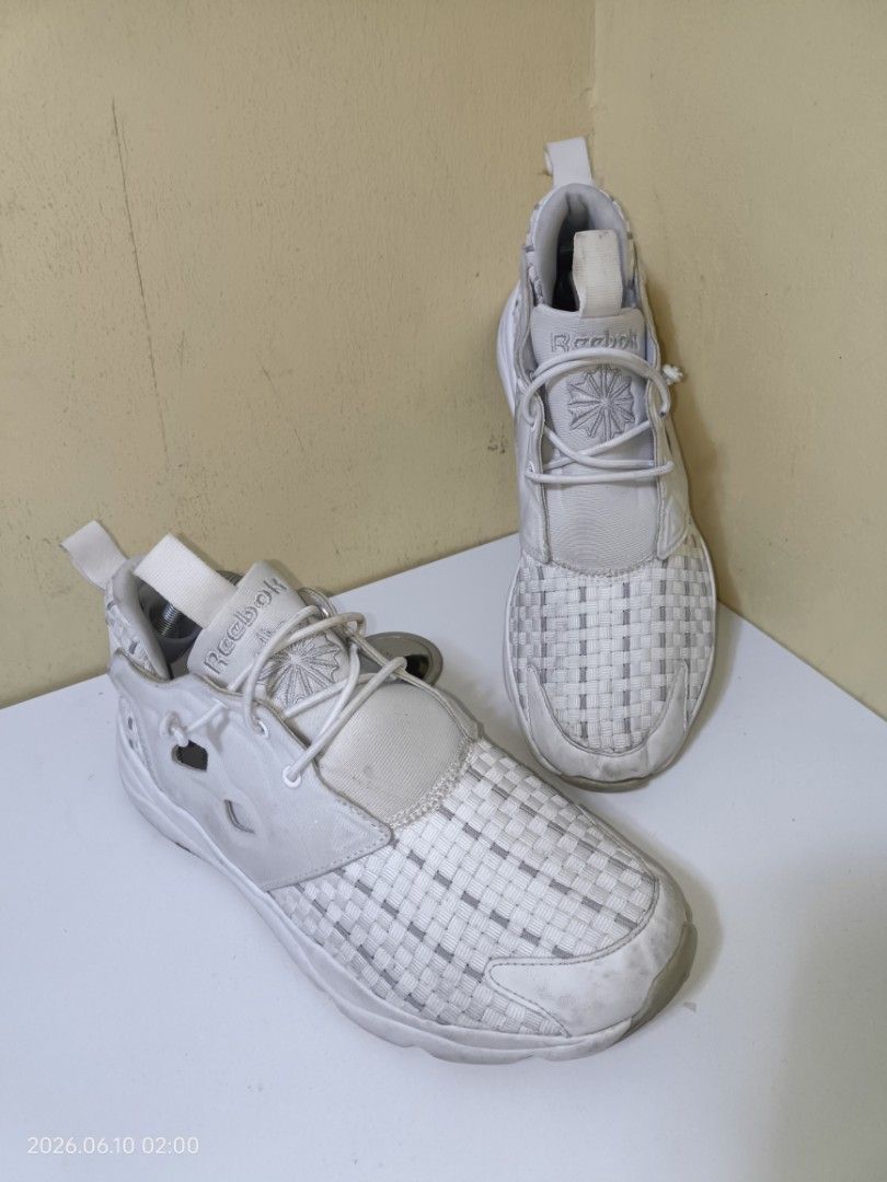 REEBOK WOMEN'S SHOES (Category: Sneakers) located in Baguio. Submitted by mariemaeb53657 (Listing ID 1462367550, Image 2). Description: .