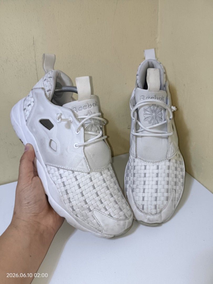 REEBOK WOMEN'S SHOES (Category: Sneakers) located in Baguio. Submitted by mariemaeb53657 (Listing ID 1462367550, Image 1). Description: .