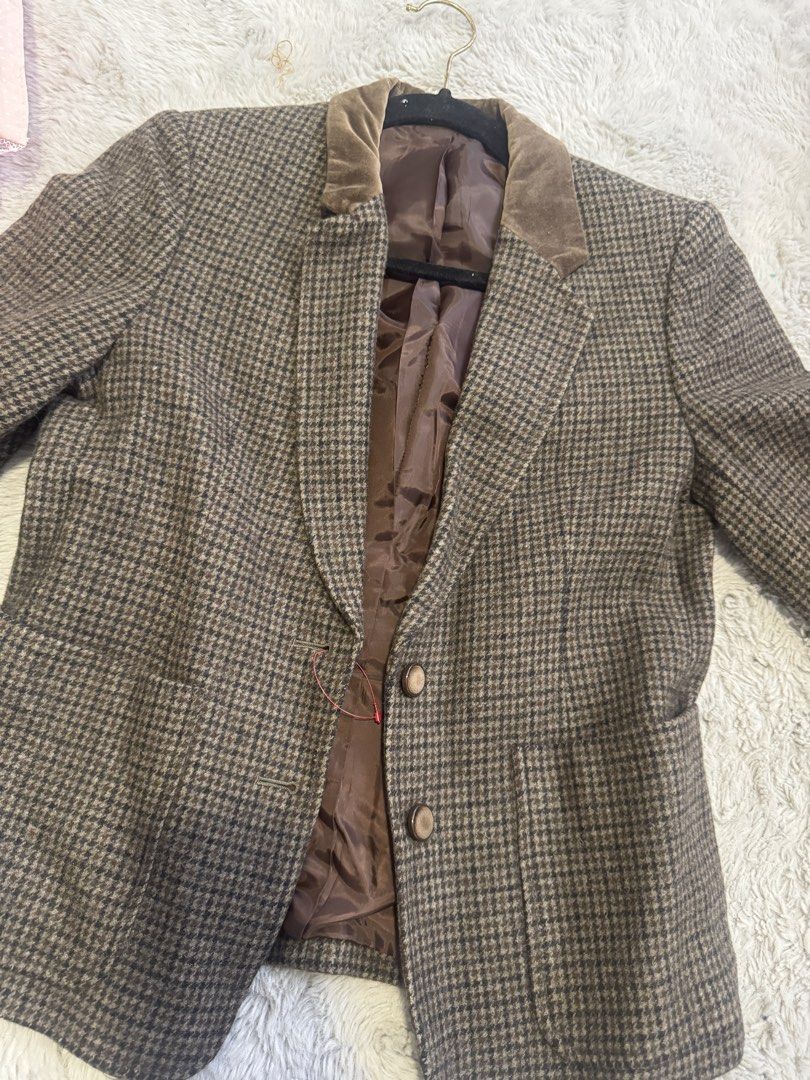 Regimental Houndstooth Blazer with Velvet Collar (Category: Coats, Jackets and Outerwear) located in Manila. Submitted by thepixieposse (Listing ID 1462392554, Image 2). Description: - Classic houndstooth blazer by Regimental - Rich brown velvet collar - Smooth brown satin lining - Two-button front closure - Size 9 - Ideal for smart casual outfits or layering.