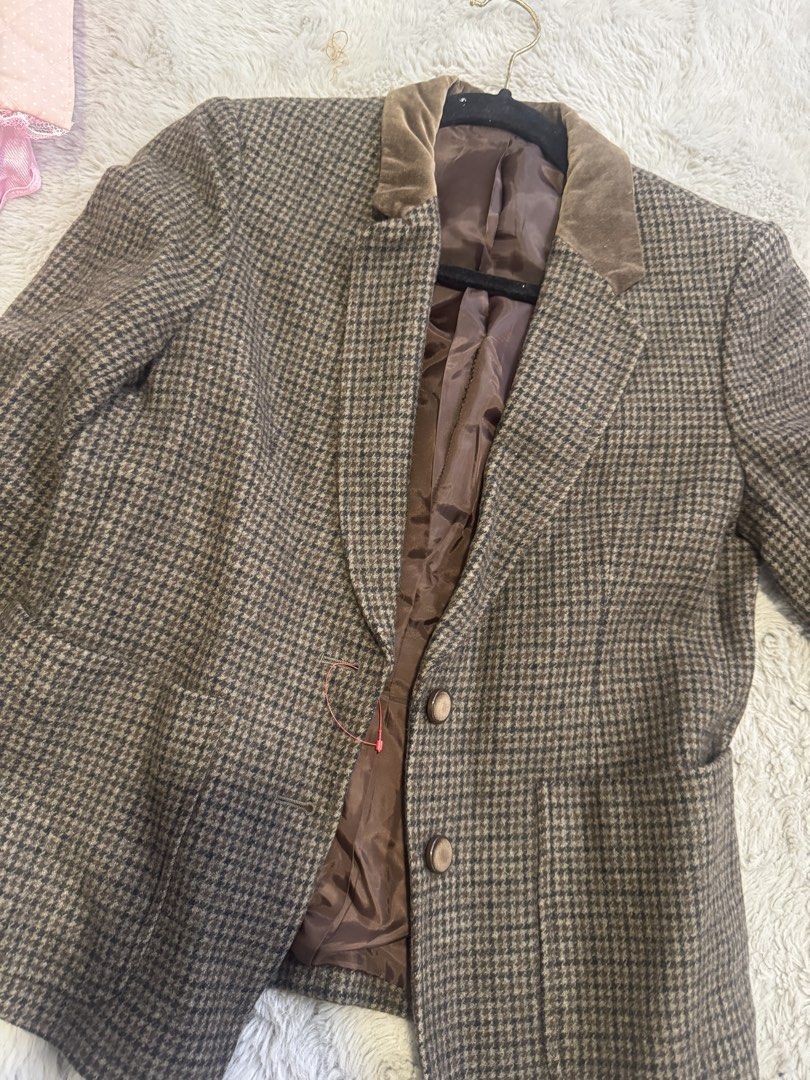 Regimental Houndstooth Blazer with Velvet Collar (Category: Coats, Jackets and Outerwear) located in Manila. Submitted by thepixieposse (Listing ID 1462392554, Image 1). Description: - Classic houndstooth blazer by Regimental - Rich brown velvet collar - Smooth brown satin lining - Two-button front closure - Size 9 - Ideal for smart casual outfits or layering.