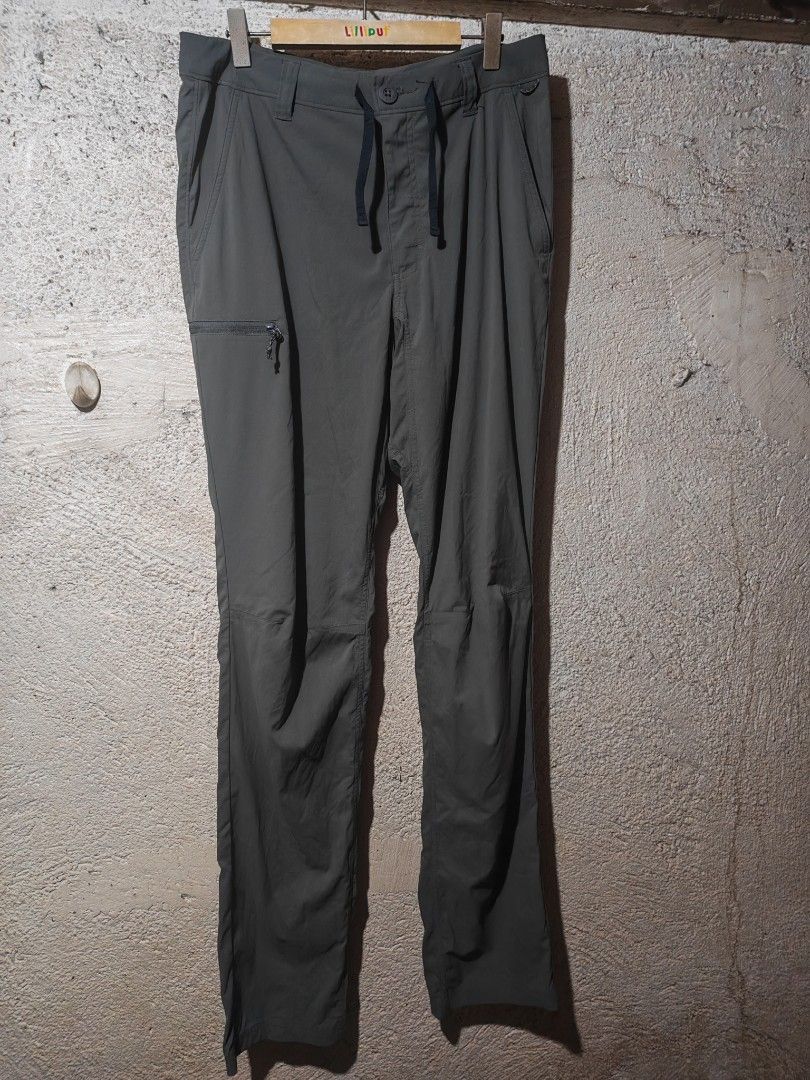 REI Trekking Pants (Category: Activewear) located in San Pedro. Submitted by dacianizer (Listing ID 1462272286, Image 2). Description: REI Trekking Pants Gray 10/10 color rate 30 Waistline 41Length Issue cut washtag Excellent Condition 599 plus shipping fee San Pedro Laguna Area.