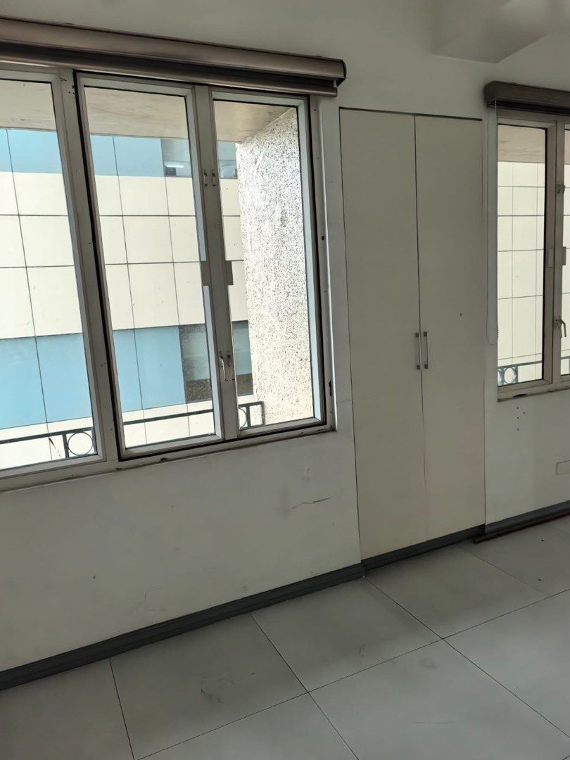 Renaissance 3000 spacious 1br condo unit (Category: Apartments & Condos) located in Pasig City. Submitted by staceylouieyu (Listing ID 1462262335, Image 3). Description: FOR SALE / FOR LEASE 1 - Bedroom unit at Renaissance 3000, Ortigas Center, Pasig City 92 sqm inclusive of 1 basement parking slot >with maid’s room with own t&b >with covered walkway access to Ayala Malls 30th For Sale: P8.0M For Lease: P36k/month.