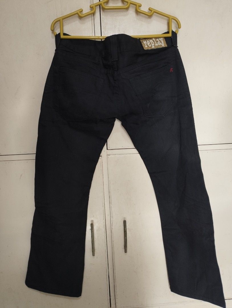 Replay Jeans (Category: Jeans) located in San Fernando. Submitted by nerosales (Listing ID 1462269589, Image 3). Description: Replay Jeans waist 30 in. length 36 in. hem 8.5 in. rise 7.5 in. thigh 10 in. 550 pesos only SM City Pampanga Shipping: J&T Payment: Gcash NO COD / NO COP.
