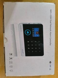 （分類：）位於 。 由 ambiguous.bird 提交（商品編號 1462277797，圖片 1）。簡介： 。