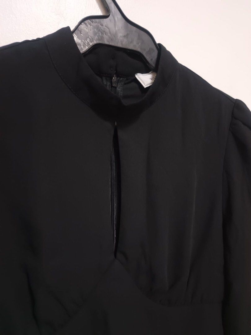 RIHOAS (Category: Dresses) located in Dasmarinas. Submitted by jessputrages (Listing ID 1462336900, Image 3). Description: For sale Rihoas Excellent condition No issue 600 plus shipping fee Pm for more details.