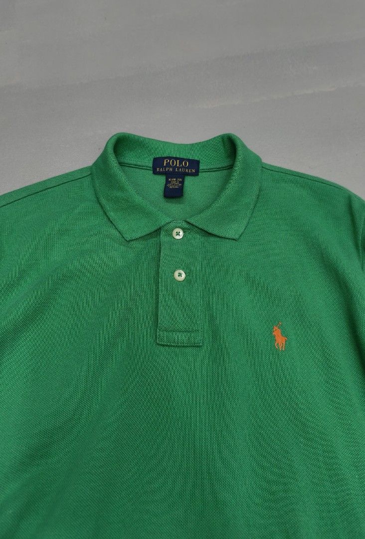 RL SMALL (Category: Tshirts & Polo Shirts ) located in Cagayan de Oro. Submitted by 2optimusprime8 (Listing ID 1462327592, Image 3). Description: ---RL 🖤🤍🖤 ---100% AUTHENTIC ---W-18.5 L-28-29 ---BEST FIT TO SMALL MEN ---PLS REFER TO DIMENSIONS ---EXCELLENT CONDITION 9.5/10 ---NO ISSUE ---SUPER NICE COLOR 🤍 ---750 ONLY.