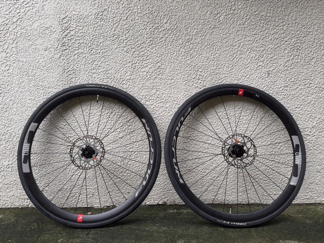 Road Wheelset Fullcrum Racing 800 (Category: Bicycles) located in Caloocan City. Submitted by aurumrayz34109 (Listing ID 1462278038, Image 1). Description: Fulcrum Racing 800 Wheelset (Like New, Came from built bike) 700c Included: — Shimano RT170 rotor x2 — Pirelli P7 28mm with inner tubes — Shimano HG 12 speed compatible ..