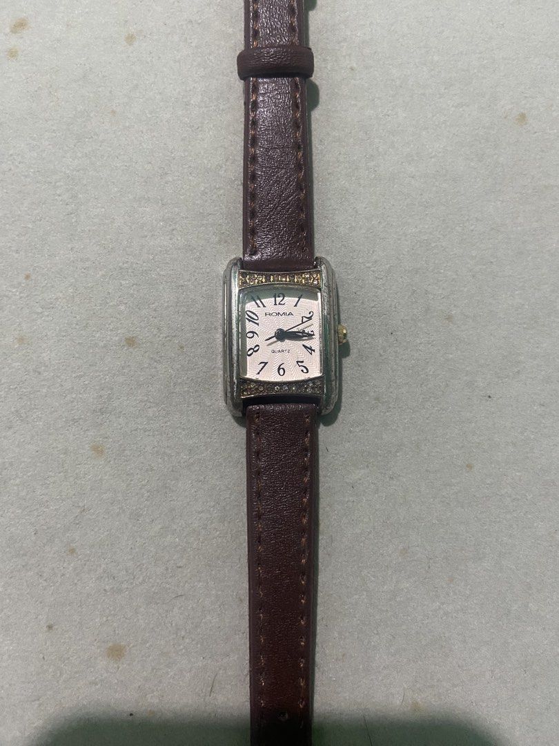 Romia Women's Vintage-Style Rectangular Quartz Watch (Category: Women's Watches) located in Binan City. Submitted by retroz_collections (Listing ID 1462431267, Image 1). Description: .