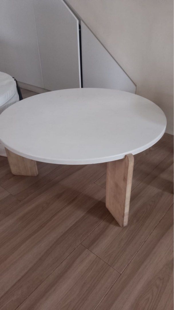 Round Wood Coffee Table Set (2 pcs) — White Top (Category: Tables & Sets) located in Rizal. Submitted by kimy1030 (Listing ID 1462315380, Image 2). Description: Round Wood Coffee Table Set (2 pcs) — White Top Selling a matching set of 2 round coffee tables, perfect as a nesting duo or for extra seating/side table space. Clean minimalist design with a smooth white tabletop and natural raw wood plank legs — goes well with Scandinavian, Japandi, or 
