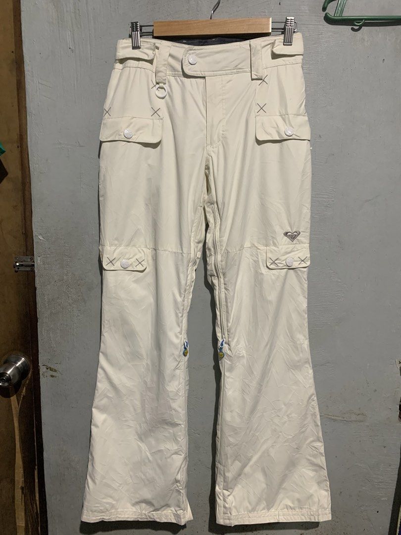 Roxy y2k flare pants (Category: Jeans) located in Valenzuela. Submitted by jenfer2 (Listing ID 1462344154, Image 1). Description: Roxy cargo flare pants Ganda nitooo! Waterproof. S28-32. Meduim on tag L39 Bignay Valenzuela loc.