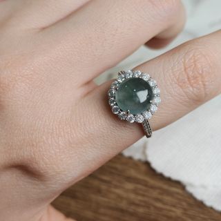 (Category: ) located in . Submitted by prelovedjewelries (Listing ID 1462346283, Image 1). Description: .