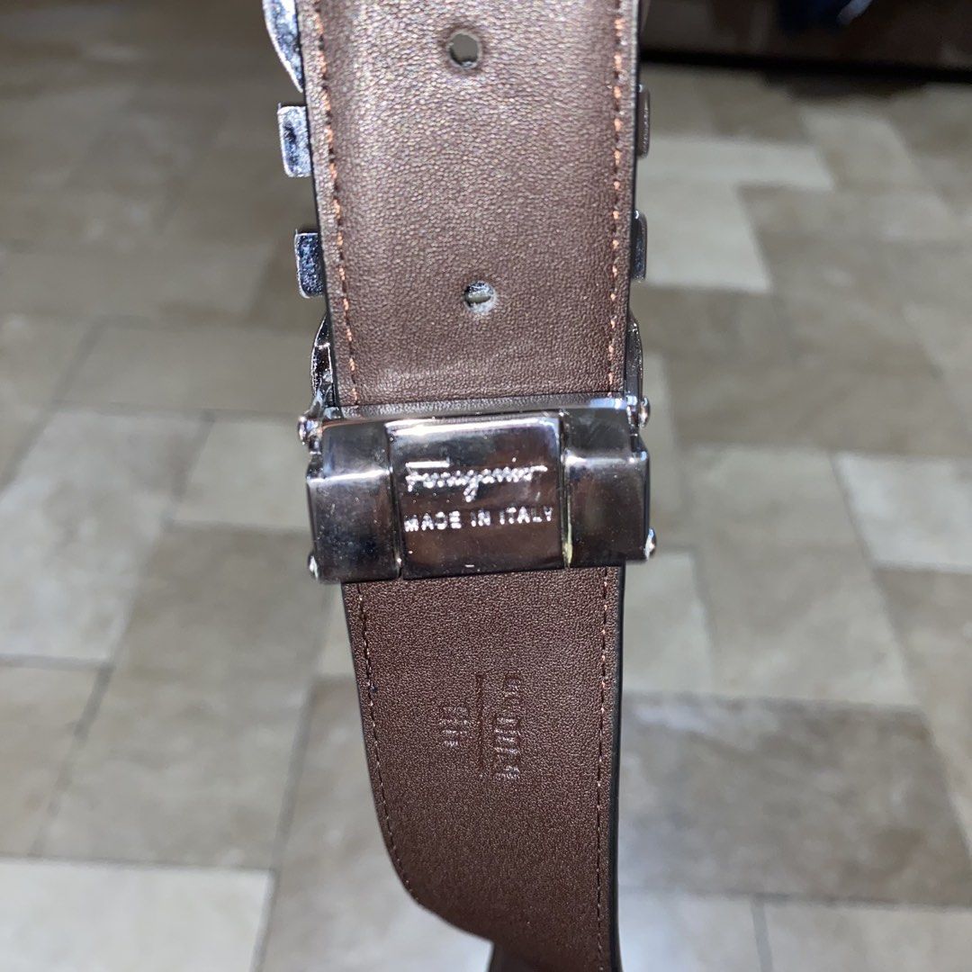Salvatore Ferragamo Belt (Category: Luxury Accessories) located in Manila. Submitted by streetrags.ph (Listing ID 1462391664, Image 2). Description: Salvatore Ferragamo Belt Excellent Condition.