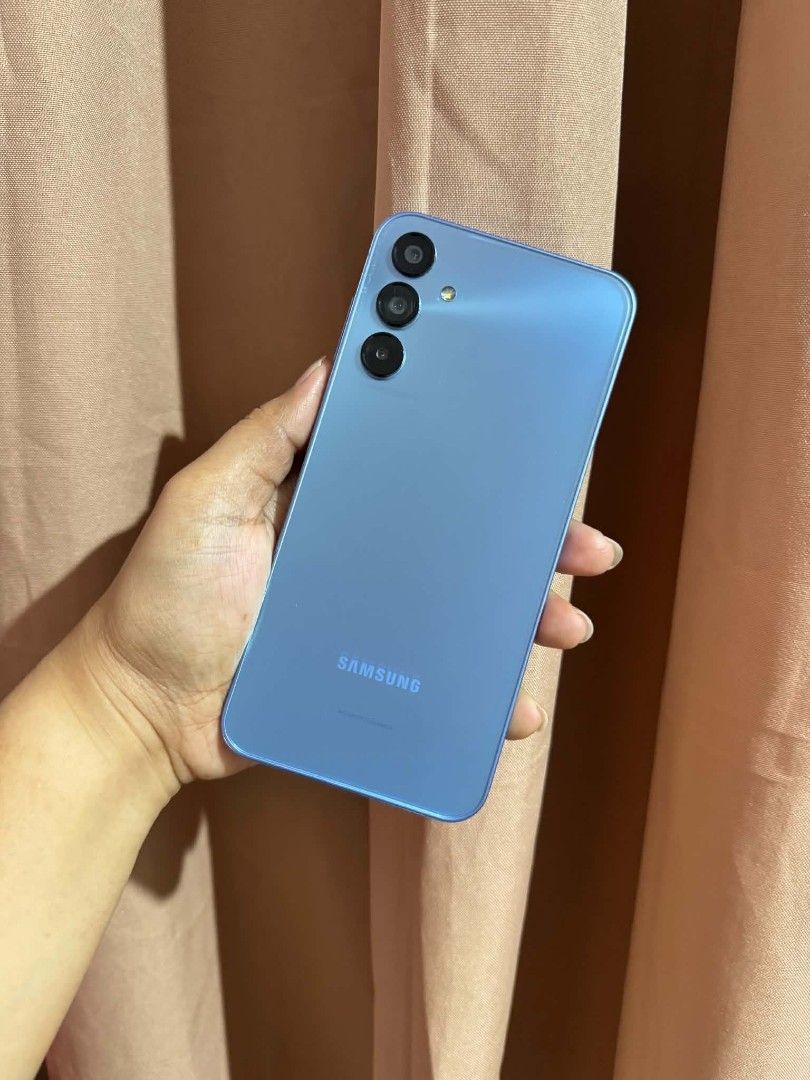 Samsung A15 5g (Category: Samsung) located in Las Pinas. Submitted by rcp123 (Listing ID 1462340456, Image 2). Description: 4gb ram makinis.