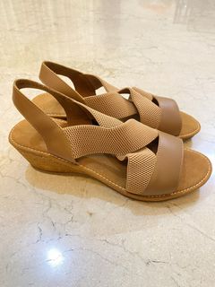 (Kategori: ) berada di . Dikirim oleh monita98 (ID iklan 1462374775, Gambar 1). Deskripsi: .