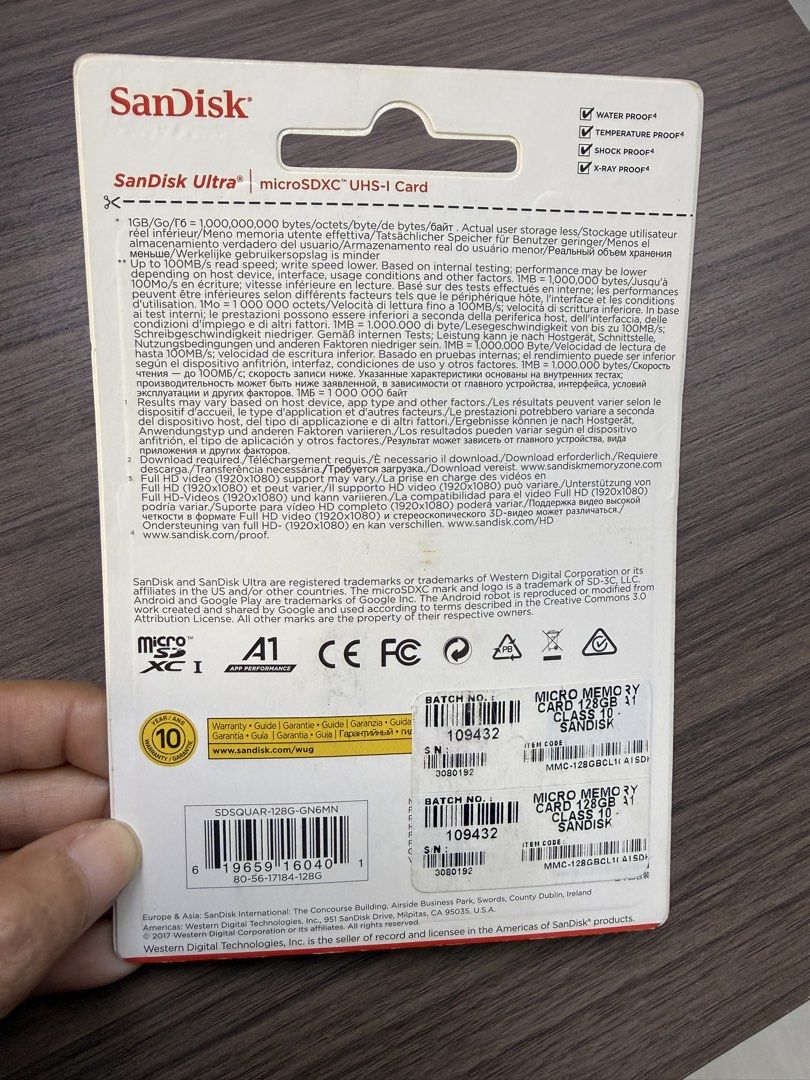 SanDisk Ultra MicroSDXC UHS-I Card (Category: Memory & SD Cards) located in Makati City. Submitted by bibas.corner (Listing ID 1462308984, Image 2). Description: .