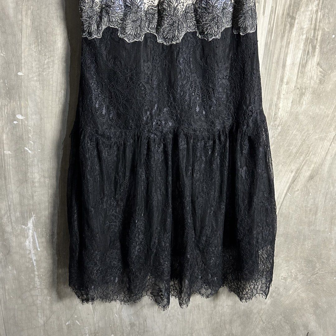 Sandro Paris - Floral Mini Dress (Category: Dresses) located in Tayabas. Submitted by streetdepartment (Listing ID 1462264684, Image 3). Description: Sandro Paris - Floral Mini Dress Measurements (inches): Width: 15” Length: 36-37” Shoulder: 11.5” Size - XS Excellent condition Flaw/s: None.
