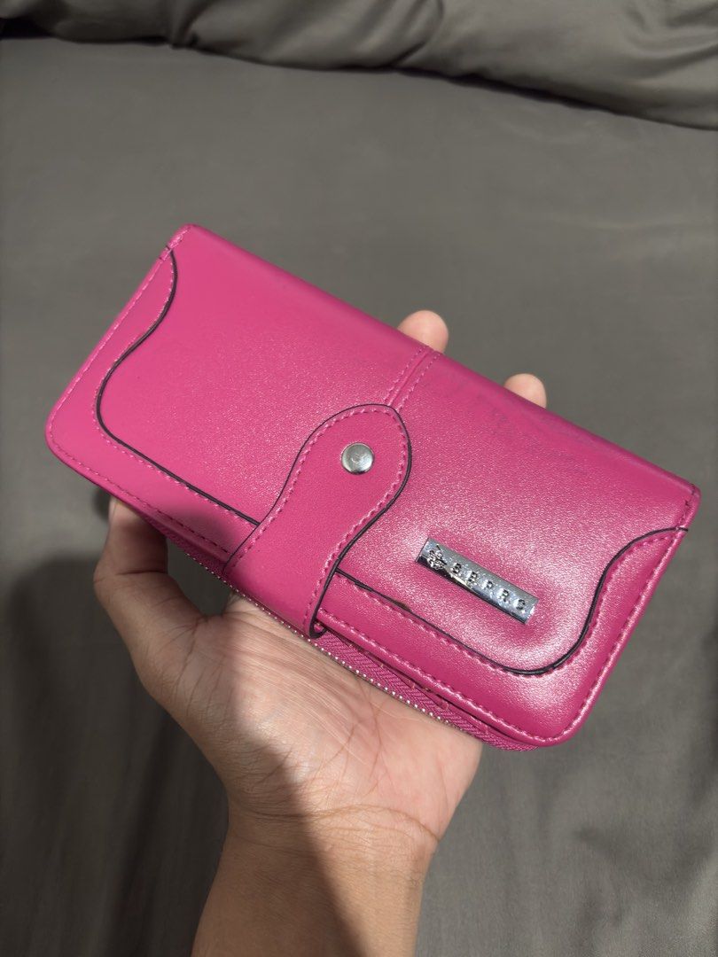 Santa Barbara (SBPRC) Hot Pink Wallet (Category: Wallets & Card holders) located in Antipolo. Submitted by alllencapinpin (Listing ID 1462351366, Image 2). Description: .