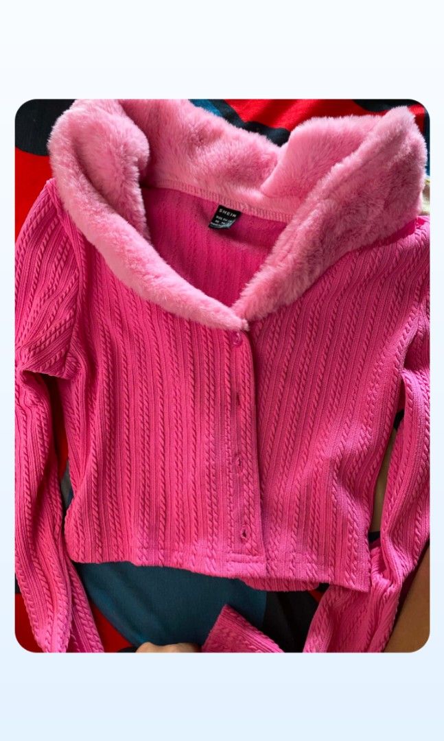 Gehlee pink top size xs (Category: Clothes Drying Rack) located in Manila. Submitted by mystic.wisteria (Listing ID 1462367061, Image 3). Description: used once only super good condition pa, natambak nalang sa cabinet hehe shipping fee shoulder by the buyer.