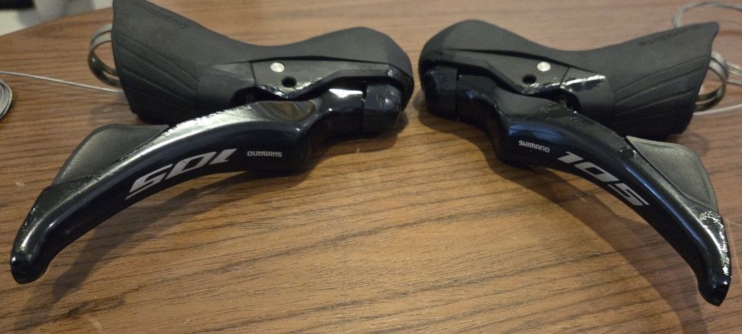 Shimano 105 R7120 12-speed upkit (Category: Bicycles) located in Muntinlupa City. Submitted by b.braganza (Listing ID 1462380085, Image 2). Description: Shimano 105 R7120 upkit No crank, no BB 160/140 rotors 12-speed 11-34 cassette Cables and sleeves from a medium frame Cosmetic scratches, does not affect performance. Meetups: Alabang/Evia area Shipping fees shouldered by buyer. MOP: Bank transfer/GCash.