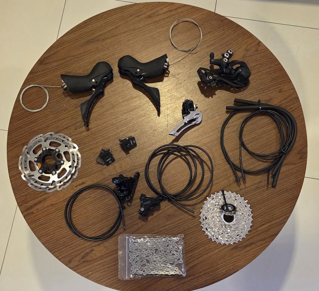 Shimano 105 R7120 12-speed upkit (Category: Bicycles) located in Muntinlupa City. Submitted by b.braganza (Listing ID 1462380085, Image 1). Description: Shimano 105 R7120 upkit No crank, no BB 160/140 rotors 12-speed 11-34 cassette Cables and sleeves from a medium frame Cosmetic scratches, does not affect performance. Meetups: Alabang/Evia area Shipping fees shouldered by buyer. MOP: Bank transfer/GCash.