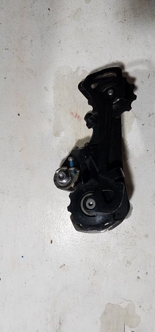 Shimano Sora Rear Derailleur (Category: Bicycles) located in Magalang. Submitted by jnd.comia (Listing ID 1462341451, Image 3). Description: - Shimano Sora Rear Derailleur - Color: Black - Removed from a working bike - Good working condition with plenty of life remaining - Ready for its next adventure! RFS: Upgraded.