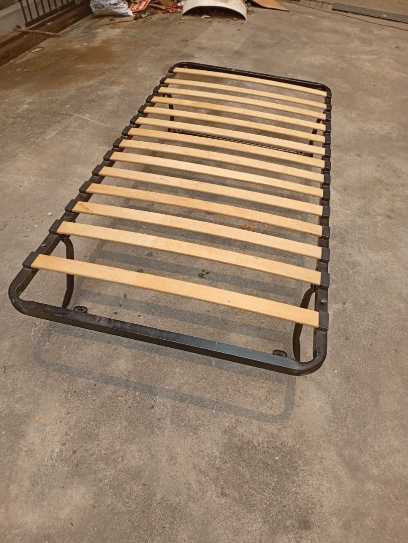 Single Bed (Category: Bed Frames & Mattresses) located in Petaling Jaya. Submitted by nm016648427690 (Listing ID 1462410895, Image 2). Description: Single Bed RM-120 Code :SB-01 Stock Available : 1 Condition : Goods ** (ABOVE PRICE DOES NOT INCLUDE DELIVERY & INSTALLATION) ** We are specialist in BUY or SELL New/Used Home Furniture or Office Equipment [ Perabot Kita Furniture ] Address: L1-03 times 89 Jalan 8A/133, Taman Sri Sentosa, 58000,kuala 