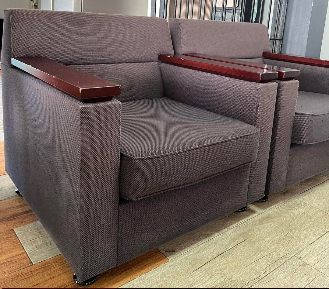 Single Sofa (Category: Sofas) located in Meycauayan. Submitted by marygracecasimiro (Listing ID 1462316588, Image 3). Description: Japan surplus 2 single sofa Joifa brand Washable ang cover ng pinaka seat nya Excellent condition No butas No lubog or lundo Minor scratches sa wood po nya Free delivery and COD PHP9500💚.