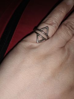 (Category: ) located in . Submitted by eidorableshop (Listing ID 1462265056, Image 1). Description: .