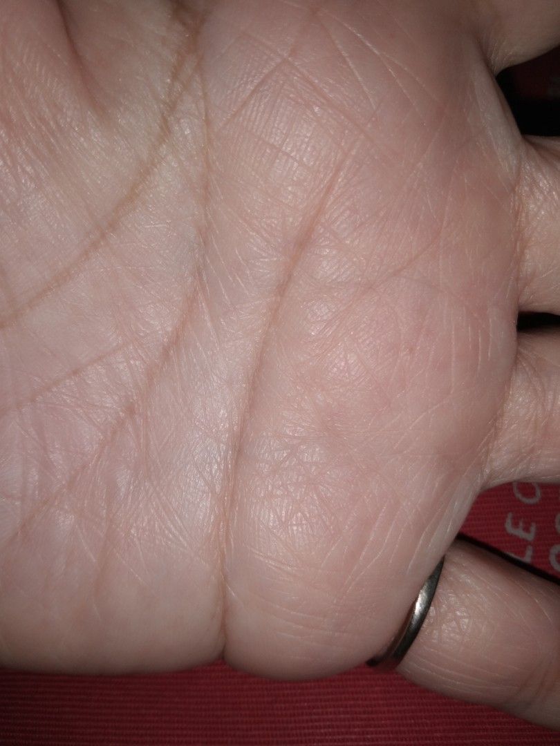 Size 7 double tria ring non tarnish (Category: Rings) located in Quezon City. Submitted by eidorableshop (Listing ID 1462265056, Image 2). Description: .