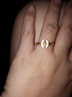(Category: ) located in . Submitted by secretluxuryshop (Listing ID 1462278990, Image 1). Description: .